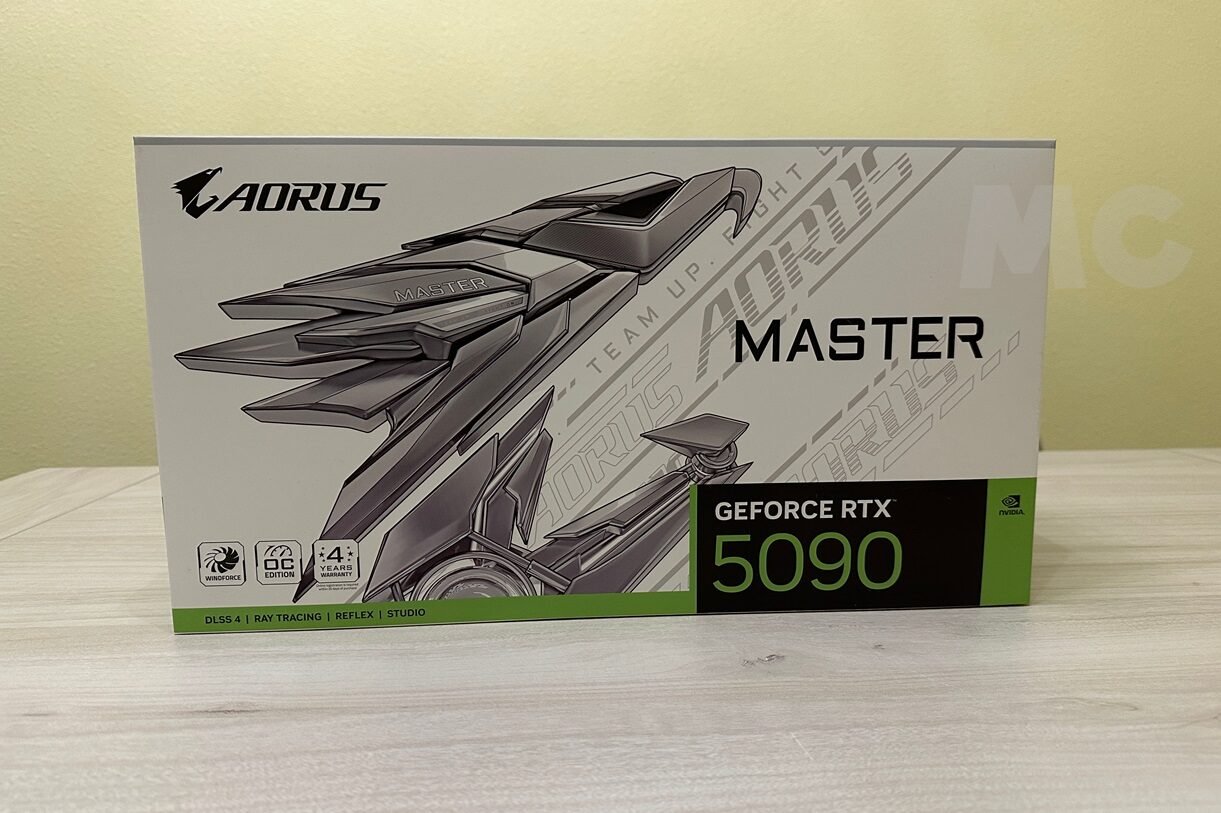 AORUS-GeForce-RTX-5090-MASTER-ICE-25