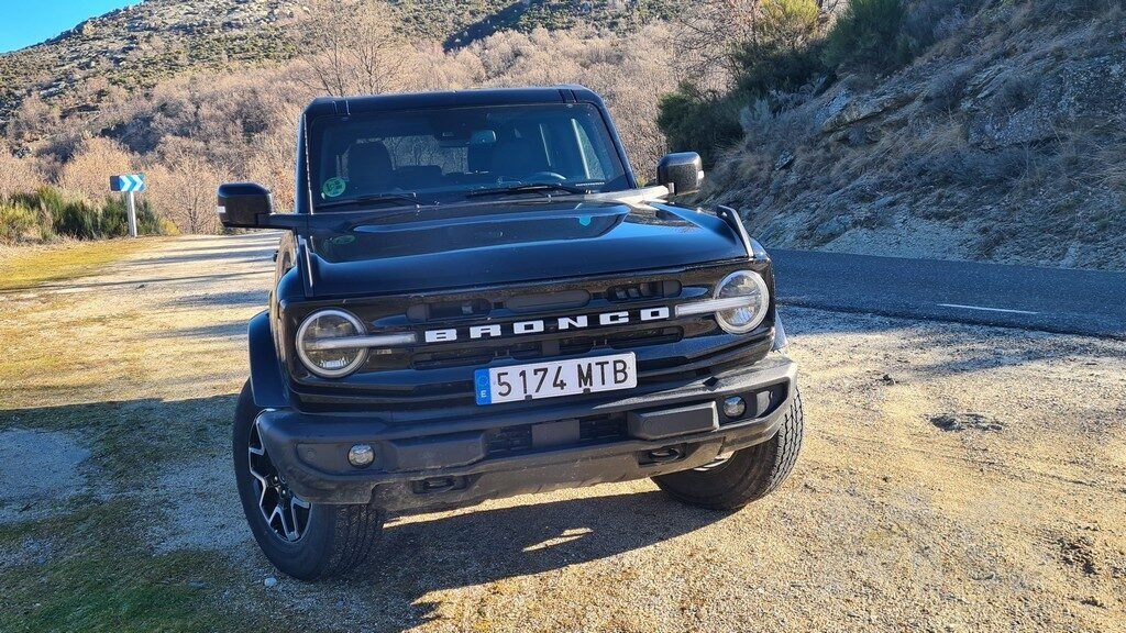 Ford-Bronco-00009