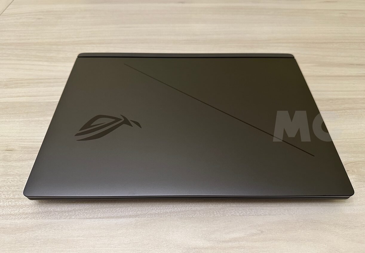 ASUS-ROG-Strix-G18-2025-18