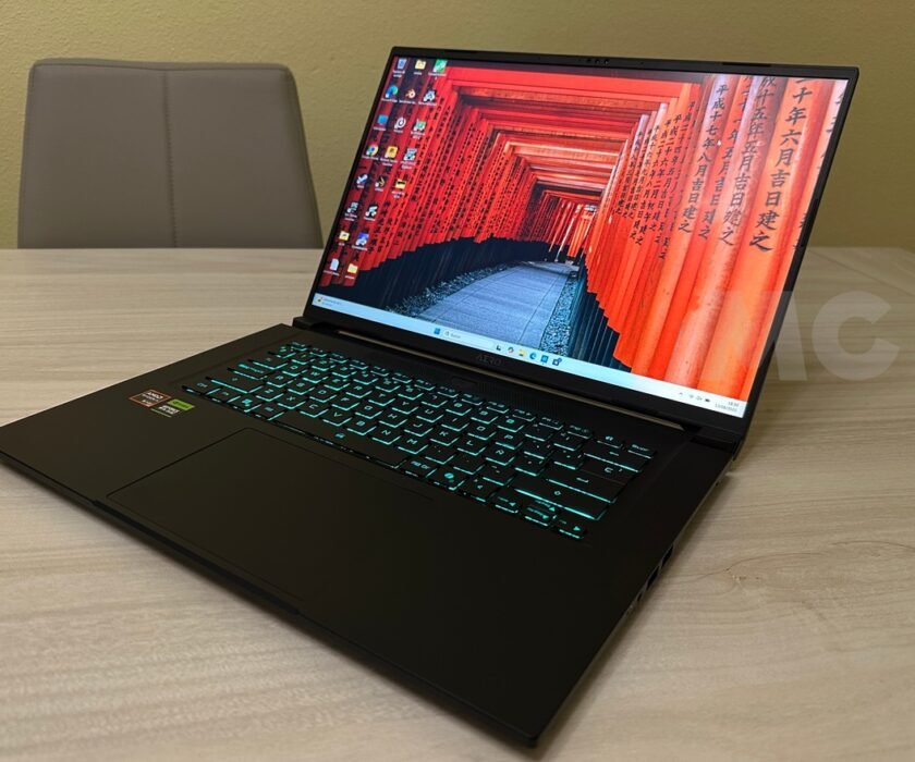 GIGABYTE-AERO-X16-24