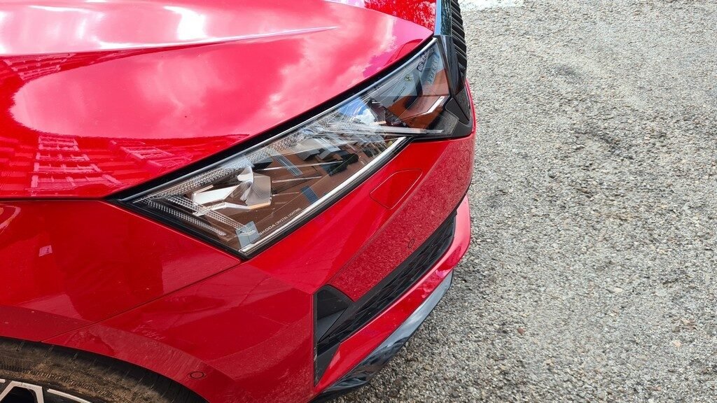 Skoda-Octavia-2025-00034