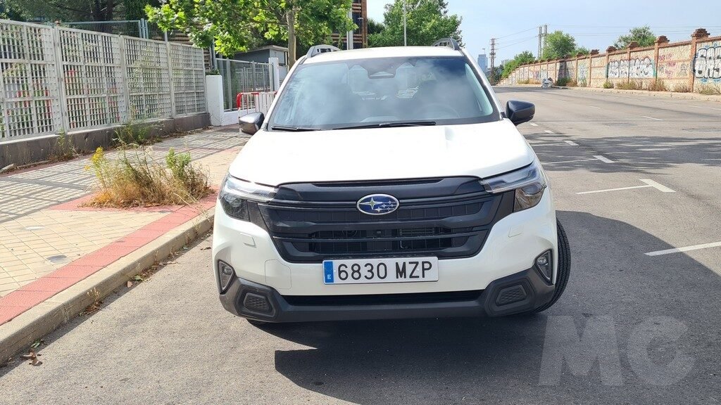 Subaru-Forester-2025-00020