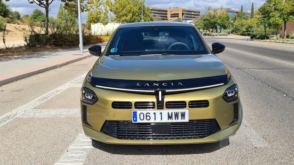 Lancia-Ypsilon-MEHV-00048