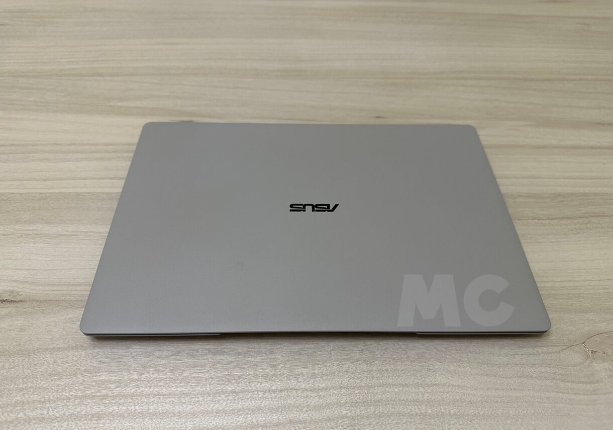 ASUS-ExpertBook-Ultra-13