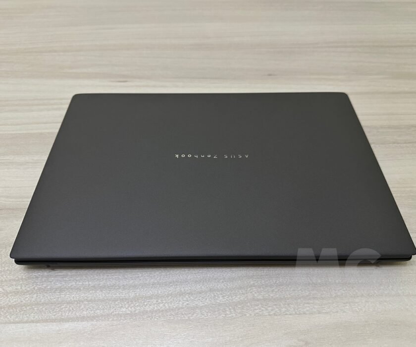 ASUS-Zenbook-DUO-2026-6