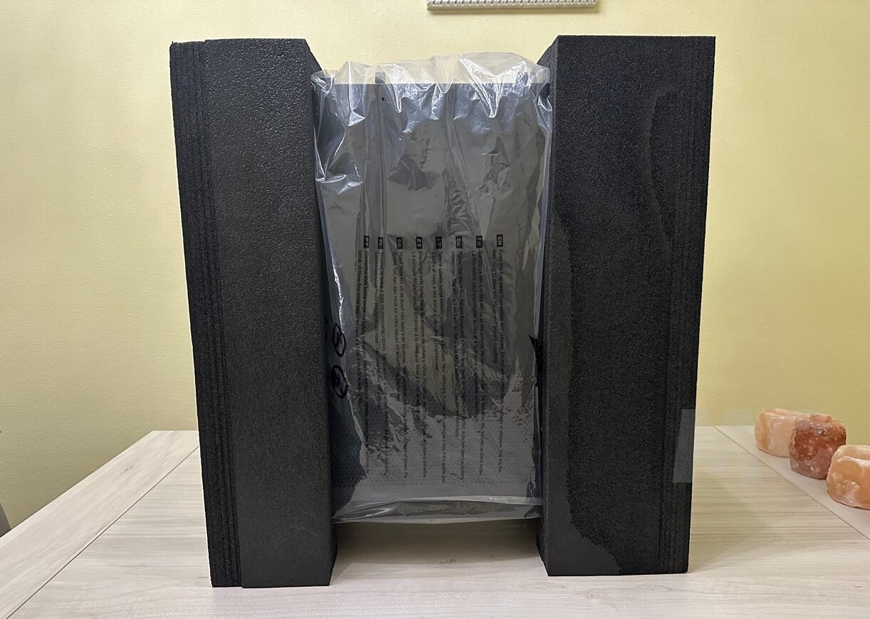 Corsair-Frame-5000D-WOOD-RS-46