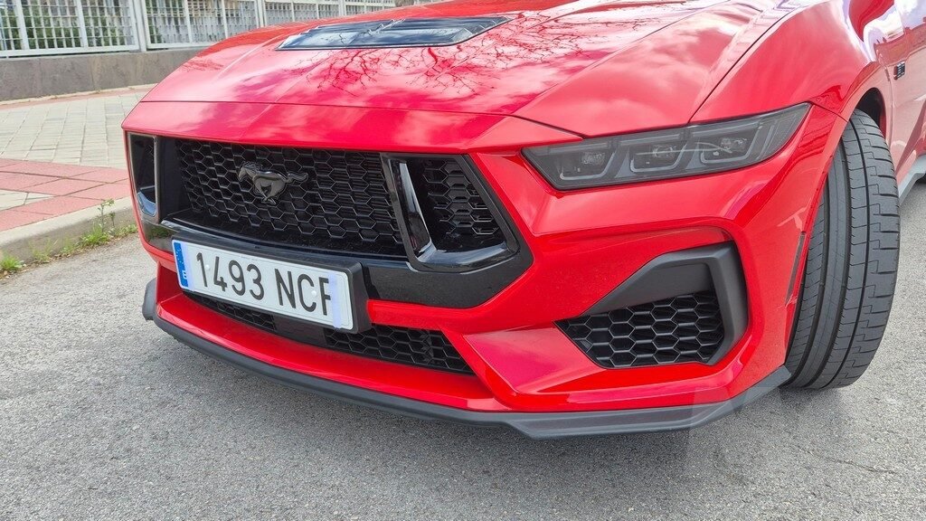 Ford-Mustang-Convertibe-00016