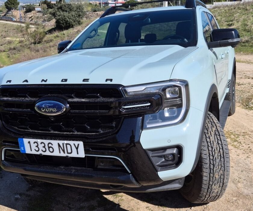 Ford-Ranger-PHEV-00026